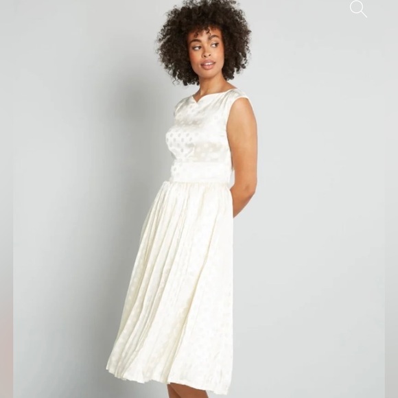 Modcloth Dresses & Skirts - NWT Modcloth Always In My Dots Fit and Flare Dress